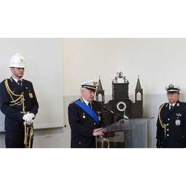 Intervento di Arrigo Buranel (Comandante Polizia locale Pordenone e Roveredo) alla cerimonia per i 145 anni del Corpo di Polizia locale - Pordenone 27/06/2016