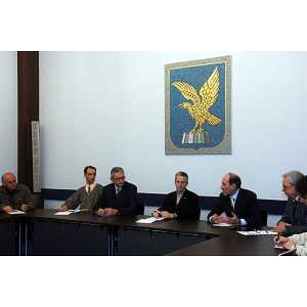 Riccardo Illy (Presidente Regione Friuli Venezia Giulia) riceve il comitato promotore del passaggio alla Regione Friuli Venezia Giulia di alcuni comuni veneti (Trieste, 08/02/06)