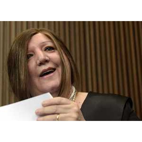 Tiziana Spedicato (Procuratore regionale Corte dei Conti Sezione controllo FVG) pronuncia il "Giudizio di parificazione del Rendiconto generale della Regione Friuli Venezia Giulia per l'esercizio finanziario 2015", nell'Aula del Consiglio regionale - Trieste 29/06/2016