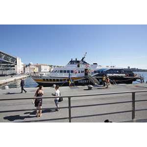 Arrivo a Trieste dell'aliscafo "Fiammetta M" - 29/06/2016 (Foto Ervin Skalamera)