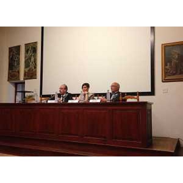 Gianni Torrenti (Assessore regionale Cultura, Sport e Solidarietà), Raffaella Sgubin (Curatrice mostra) e Federico Portelli (Assessore Cultura Provincia Gorizia) all'inaugurazione della mostra "Guerra e Moda. L'alba della donna moderna", ai Musei provinciali in Borgo Castello - Gorizia 29/06/2016