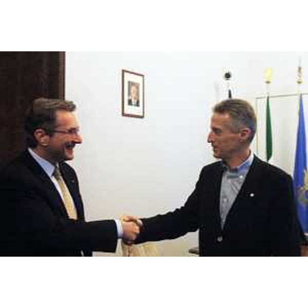 Riccardo Illy (Presidente Regione Friuli Venezia Giulia) e Istvan Kovacs (Ambasciatore della Repubblica di Ungheria in Italia) (Trieste, 07/02/06)