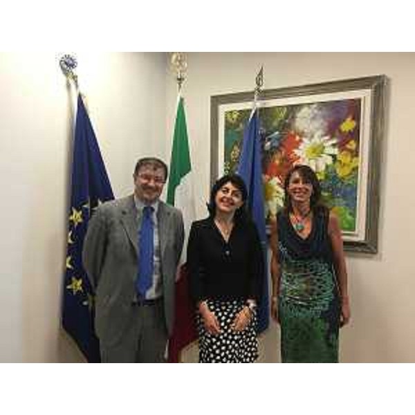 Mariagrazia Santoro (Assessore regionale Infrastrutture e Territorio) con i revisori dei conti ATER Andrea Zampar e Martina Malalan - Udine 30/06/2016