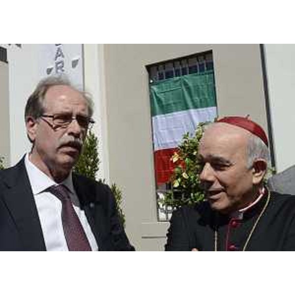 Gianni Torrenti (Assessore regionale Cultura) e Andrea Bruno Mazzocato (Arcivescovo Udine) all'inaugurazione della nuova sede dei reparti NAS, NOE e Tutela Patrimonio Culturale dei Carabinieri, in viale XXIII Marzo 1848, intitolata a Germano Craighero - Udine 06/07/2016
