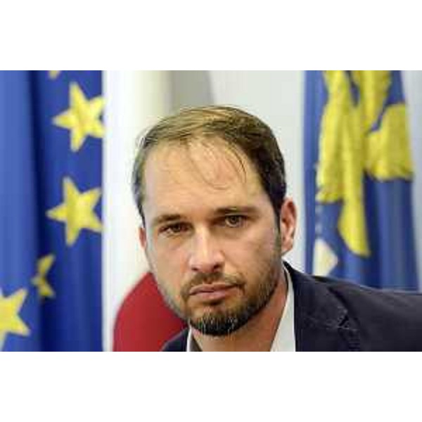 Cristiano Shaurli (Assessore regionale Risorse agricole e forestali) alla presentazione del libro "Vini macerati nati in FVG" - Udine 11/07/2016