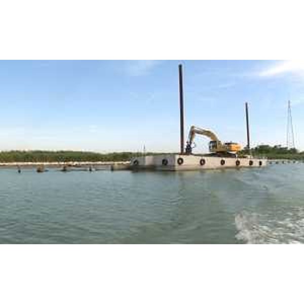 Lavori di dragaggio del fiume Corno - Porto Nogaro 11/07/2016