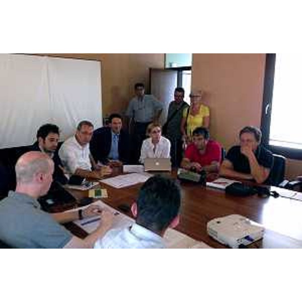 Sergio Bolzonello (Vicepresidente Regione FVG e assessore Attività produttive, Turismo e Cooperazione) al Tavolo di presentazione del piano industriale della Cooperativa Idealscala, con lavoratori, sindacati, Francesca Papais (Sindaco di Zoppola) e rappresentati del sistema cooperativistico - Pordenone 12/07/2016
