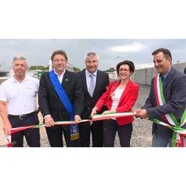 Enrico Gherghetta (Presidente Provincia Gorizia), Mirio Bolzan (Amministratore unico Irisacqua S.r.l.), Sara Vito (Assessore regionale Ambiente ed Energia) e Dario Raugna (Sindaco Grado) all'inaugurazione dei lavori di adeguamento dell'impianto di depurazione - Grado 14/07/2016