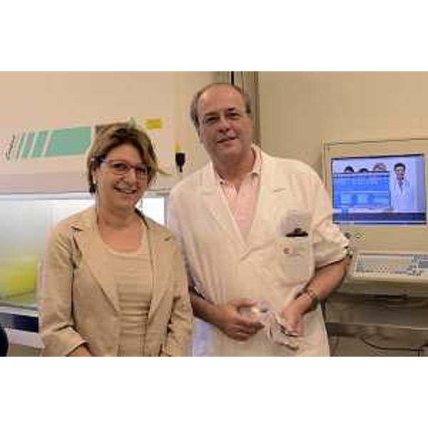 Maria Sandra Telesca (Assessore regionale Salute) e Paolo Schincariol (Direttore sanitario Farmacia) all'inaugurazione dell'Unità Farmaci Antiblastici / UFA all'Ospedale Maggiore - Trieste 14/07/2016