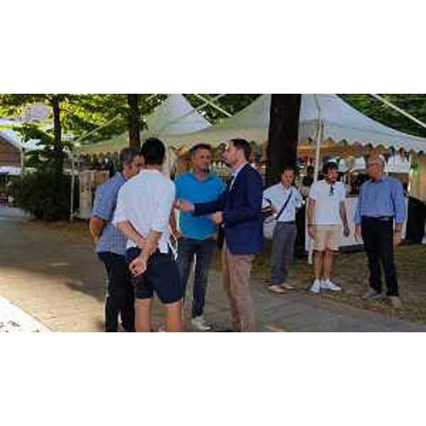 Cristiano Shaurli (Assessore regionale Risorse agricole e forestali) alla Mostra regionale delle pesche di Fiumicello - Fiumicello (UD) 14(07/2016