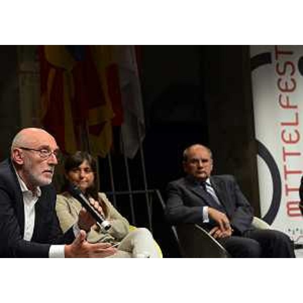 Paolo Rumiz (Giornalista e scrittore), Debora Serracchiani (Presidente Regione Friuli Venezia Giulia) al convegno Nuovi segnali dall'Osservatorio Europa - Cividale del Friuli (UD) 16/07/2016