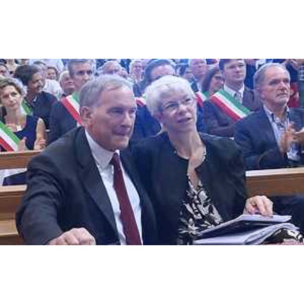 John R. Phillips (Ambasciatore USA in Italia) alla cerimonia conclusiva della tre giorni organizzata in Val Colvera dall'Ente Friulano di Assistenza Sociale e Culturale Emigranti (EFASCE) - Poffabro 31/07/2016