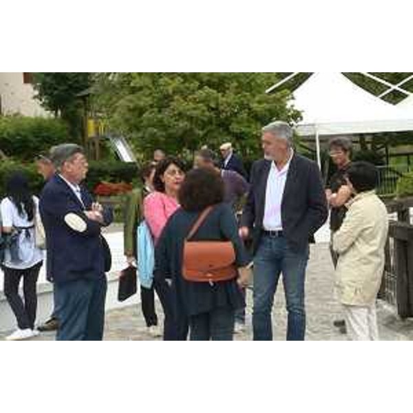 Gli assessori regionali Mariagrazia Santoro (Infrastrutture e Territorio) e Paolo Panontin (Autonomie locali e Coordinamento Riforme, Comparto unico, Sistemi informativi, Caccia e Risorse ittiche, delegato Protezione civile) nel corso del sopralluogo al cantiere per la viabilità alternativa dedicata al trasporto fuori valle degli accumuli ghiaiosi del torrente Cellina - Barcis 01/08/2016