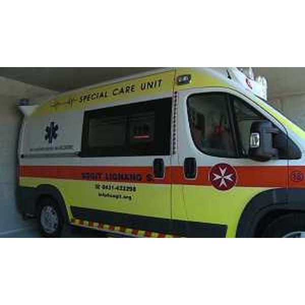 Ambulanza del punto di primo soccorso di Lignano Sabbiadoro - Lignano Sabbiadoro 12/08/2016