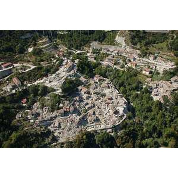Amatrice (Rieti) - Sorvolo dell'elicottero della Protezione civile del Friuli Venezia Giulia - 25/08/2016