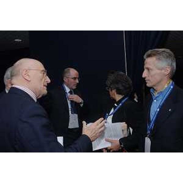 Riccardo Illy (Presidente Regione Friuli Venezia Giulia) ed Umberto Vattani (Presidente ICE) al convegno ICE (Milano, 24/01/06)