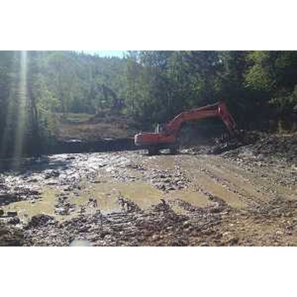 Lavori di realizzazione di una viabilità alternativa conseguente all'inagibilità del ponte a Tre Occhi in comune di Amatrice (RI) - 29/08/2016