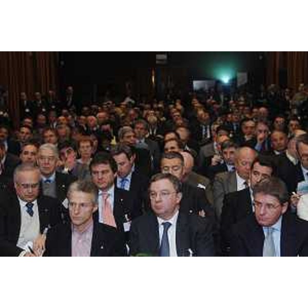 Riccardo Illy (Presidente Regione Friuli Venezia Giulia) alla tavola rotonda di Business International (Villa Manin, 24/01/06)