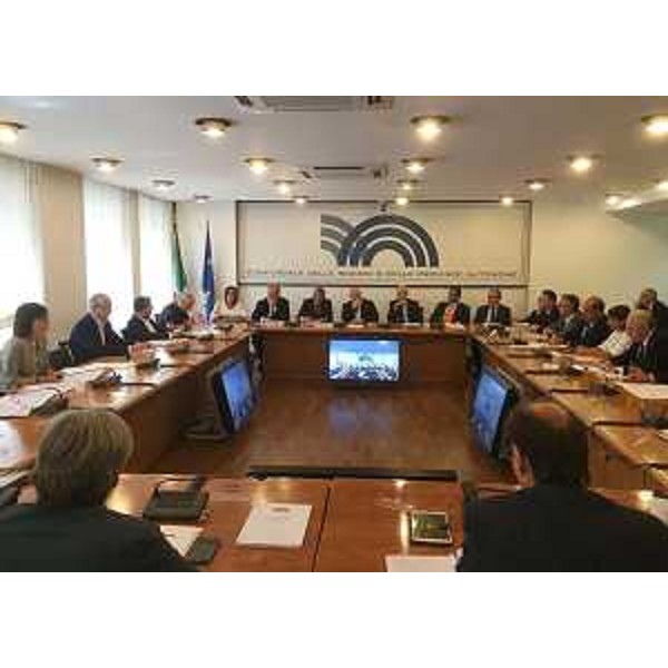 La seduta straordinaria della Conferenza delle Regioni e delle Province autonome, presieduta da Stefano Bonaccini, sul coordinamento degli aiuti alle zone terremotate dell'Italia Centrale - Roma 01/09/2016 (Foto Conferenza delle Regioni)