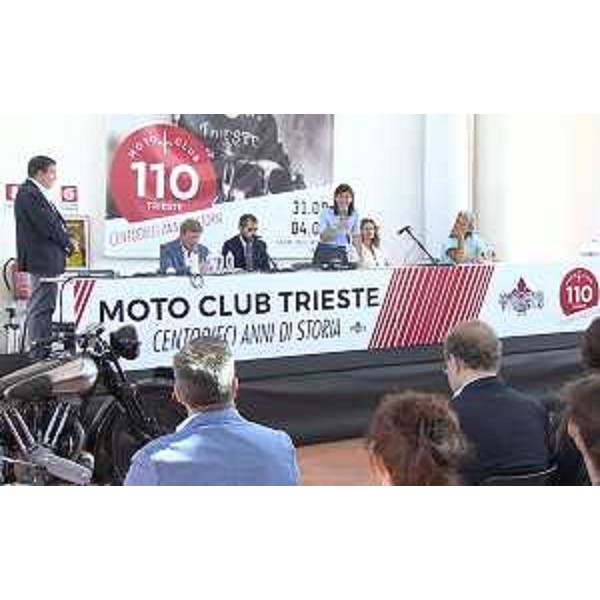 Debora Serracchiani (Presidente Regione Friuli Venezia Giulia) alla conferenza sulla sicurezza organizzata nell'ambito della mostra per i 110 anni del Moto Club Trieste, al Salone degli Incanti - Trieste 02/09/2016