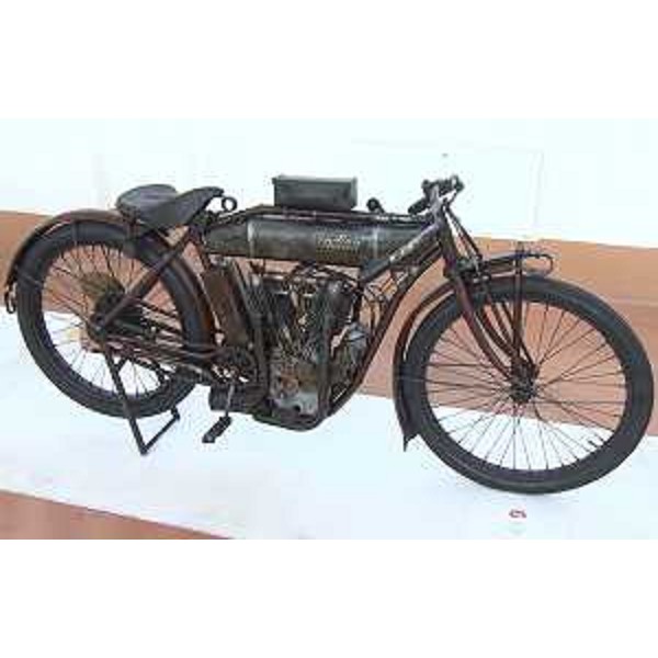 La mostra per i 110 anni del Moto Club Trieste, al Salone degli Incanti - Trieste 02/09/2016