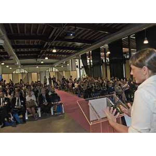 Debora Serracchiani (Presidente Regione Friuli Venezia Giulia) al convegno conclusivo del "Programma regionale di identificazione, intervento e presa in carico precoci per la prevenzione dei disturbi comunicativi nei bambini con deficit uditivo", al Molo IV - Trieste 05/09/2016