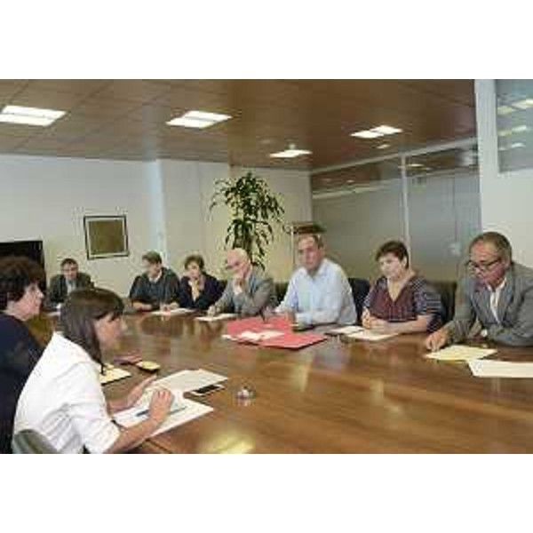Loredana Panariti (Assessore regionale Lavoro e Formazione) e Debora Serracchiani (Presidente Regione Friuli Venezia Giulia) incontrano le associazioni cooperative (Legacoop Servizi Distretto Nord Est, Confcooperative Federlavoro e Servizi FVG, AGCI Servizi FVG) e le sigle sindacali FILT CGIL FVG, FIT CISL FVG e UIL Trasporti FVG - Udine 06/09/2016