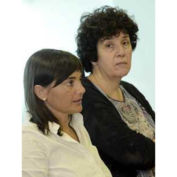 Debora Serracchiani (Presidente Regione Friuli Venezia Giulia) e Loredana Panariti (Assessore regionale Lavoro e Formazione) incontrano le associazioni cooperative (Legacoop Servizi Distretto Nord Est, Confcooperative Federlavoro e Servizi FVG, AGCI Servizi FVG) e le sigle sindacali FILT CGIL FVG, FIT CISL FVG e UIL Trasporti FVG - Udine 06/09/2016