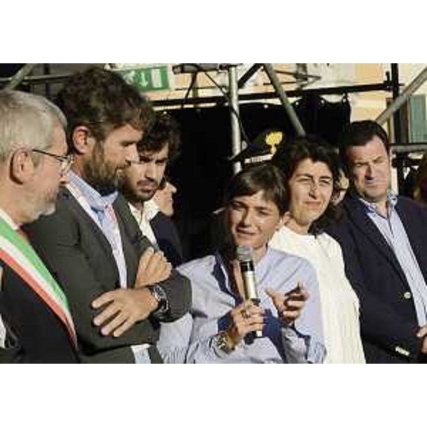 Furio Honsell (Sindaco Udine), Carlo Cracco (Chef), Debora Serracchiani (Presidente Regione Friuli Venezia Giulia), Mariagrazia Santoro (Assessore regionale Infrastrutture e Territorio) e Franco Iacop (Presidente Consiglio regionale) all'inaugurazione di Friuli DOC - Udine 08/09/2016