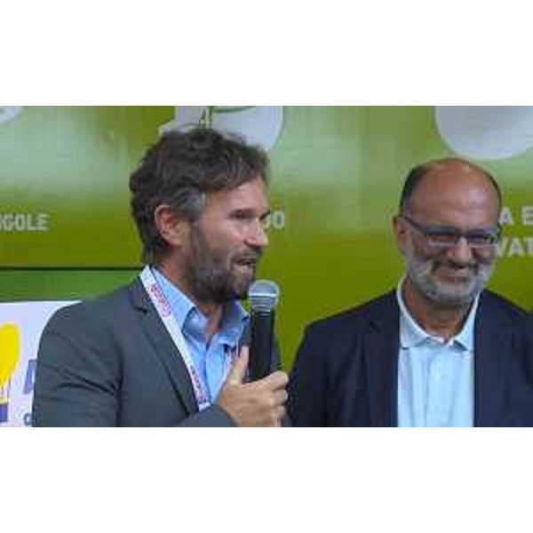 Carlo Cracco (Chef) e Paolo Stefanelli (Direttore ERSA) all'inaugurazione dello stand dell'ERSA a Friuli DOC - Udine 08/09/2016
