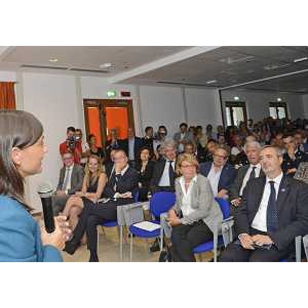 Debora Serracchiani (Presidente Regione Friuli Venezia Giulia) interviene all'inaugurazione del Campus del Centro di Riferimento Oncologico (CRO) - Aviano 09/09/2016
