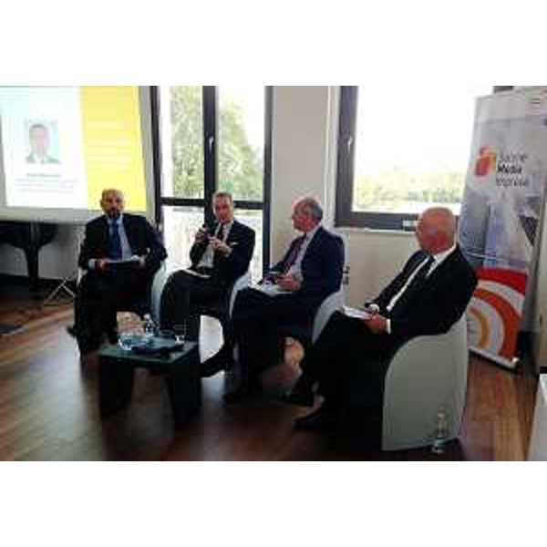 Fabio Feruglio (Direttore Friuli Innovazione) , Sergio Bolzonello (Vicepresidente Regione FVG e assessore Attività produttive, Turismo e Cooperazione), Sergio Barel (Direttore generale e amministratore delegato Brovedani Group S.p.A.) e Mauro Del Savio (Presidente Finest) alla seconda giornata della prima edizione del Salone delle Medie Imprese, al Polo Young - Pordenone 10/09/2016