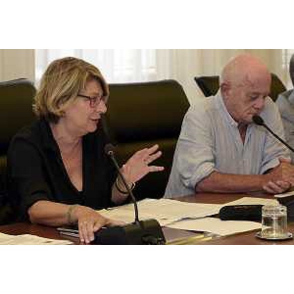 Maria Sandra Telesca (Assessore regionale Salute, Integrazione socio-sanitaria, Politiche sociali e Famiglia) e Franco rotelli (Presidente III Commisisone) durante la riunione della III Commissione consiliare - Trieste 12/09/2016