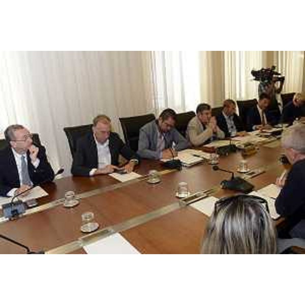 Sergio Bolzonello (Vicepresidente Regione FVG e assessore Attività produttive, Turismo e Cooperazione) e i presidenti di I e II Commissione consiliare, Renzo Liva e Alessio Gratton, audiscono i rappresentanti sindacali dei dipendenti delle Camere di Commercio e delle Aziende speciali sulle problematiche degli effetti che potrebbero derivare dalla Riforma nazionale del sistema camerale - Trieste 14/09/2016