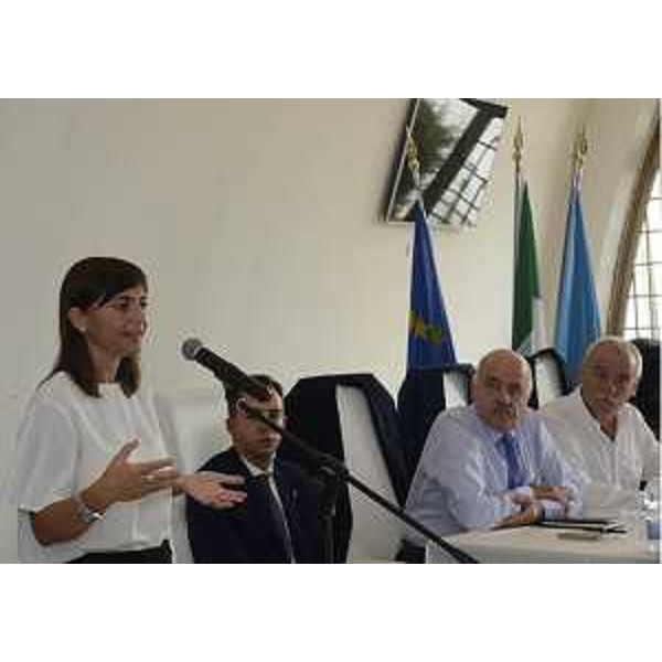 Debora Serracchiani (Presidente Regione Friuli Venezia Giulia) al convegno "Dalla fine della speranza all'inizio del futuro" organizzato alla Terrazza Mare dalla Federazione Nazionale Pensionati FNP CISL FVG - Lignano Sabbiadoro 15/09/2016