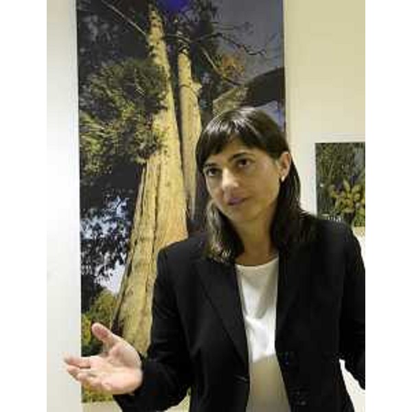 Debora Serracchiani (Presidente Regione Friuli Venezia Giulia) saluta guardie forestali neoassunte - Udine 15/09/2016