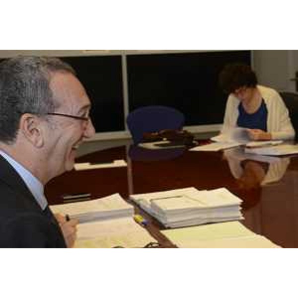 Sergio Bolzonello (Vicepresidente Regione FVG e assessore Attività produttive, Turismo e Cooperazione) presiede la riunione della Giunta regionale - Trieste 16/09/2016