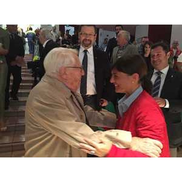 Giuseppe Zamberletti e Debora Serracchiani (Presidente Regione Friuli Venezia Giulia) alle celebrazioni in ricordo dei 29 alpini deceduti nel crollo della Caserma Goi Pantanali a Gemona del Friuli il 6 maggio del 1976 e Raduno degli 11 cantieri di lavoro dell'ANA, per commemorare il quarantesimo anniversario del terremoto del Friuli - 17/09/2016