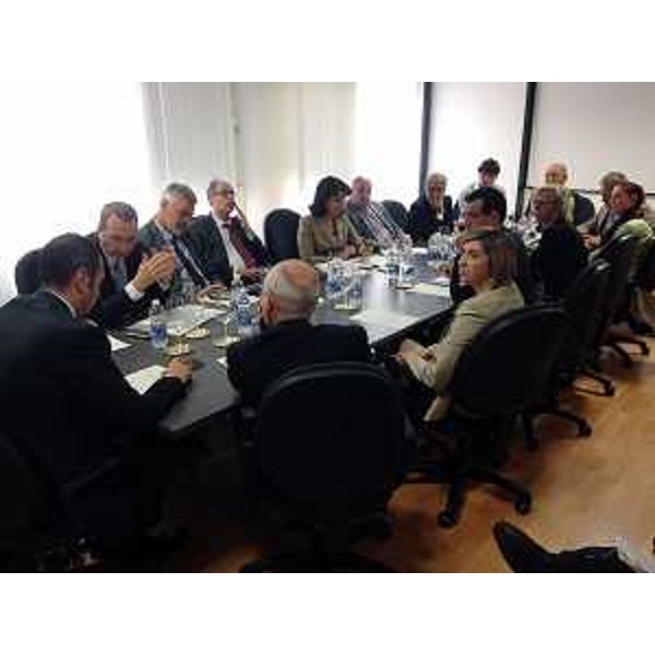 Sergio Bolzonello (Vicepresidente Regione FVG e assessore Attività produttive, Turismo e Cooperazione) e gli assessori regionali Paolo Panontin (Autonomie locali e Coordinamento Riforme), Gianni Torrenti (Cultura, Sport e Solidarietà) e Mariagrazia Santoro (Infrastrutture e Territorio) incontrano il sindaco Alessandro Ciriani e la Giunta comunale, in Municipio - Pordenone 19/09/2016
