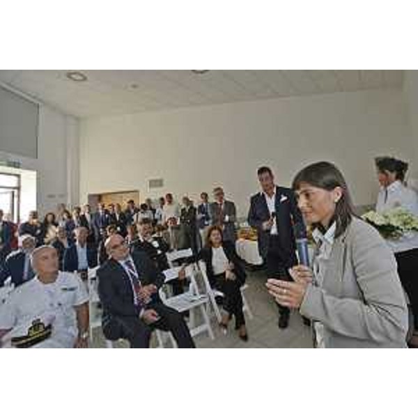 Debora Serracchiani (Presidente Regione Friuli Venezia Giulia) all'inaugurazione della mega chiatta per il refitting di super yacht, alla Cartubi - Trieste 20/09/2016