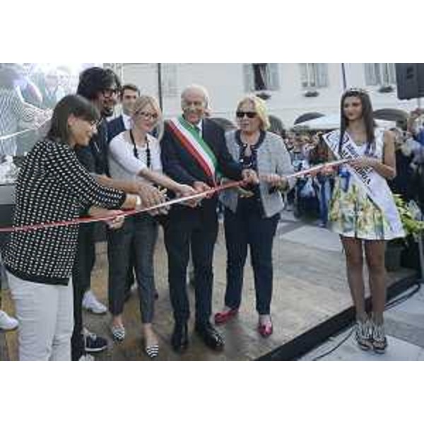 Debora Serracchiani (Presidente Regione Friuli Venezia Giulia), Alessandro Borghese (Chef) ed Ettore Romoli (Sindaco Gorizia) all'inaugurazione della XIII edizione di "Gusti di Frontiera" - Gorizia 22/09/2016