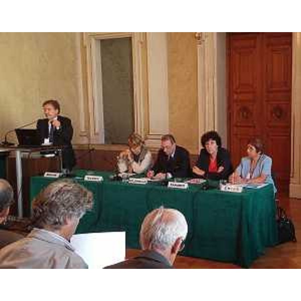 Maria Sandra Telesca (Assessore regionale Salute, Integrazione socio-sanitaria, Politiche sociali e Famiglia), Sergio Bolzonello (Vicepresidente Regione FVG e assessore Attività produttive, Turismo e Cooperazione) e Loredana Panariti (Assessore regionale Lavoro, Formazione, Istruzione, Pari Opportunità, Politiche giovanili, Ricerca e Università) alla tavola rotonda organizzata da BioHighTech Net, CBM-Consorzio di Biologia Molecolare, Aries e Confindustria Venezia Giulia nell'ambito di TriesteNext - Trieste 23/09/2016