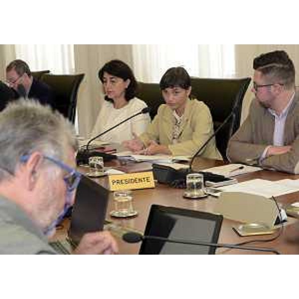Sergio Bolzonello (Vicepresidente Regione FVG e assessore Attività produttive, Turismo e Cooperazione), Mariagrazia Santoro (Assessore regionale Infrastrutture e Territorio) e Debora Serracchiani (Presidente Regione Friuli Venezia Giulia) durante le audizioni delle Commissioni consiliari competenti sul progetto del comprensorio sciistico Pramollo-Nassfeld (II e IV) - Trieste 26/09/2016