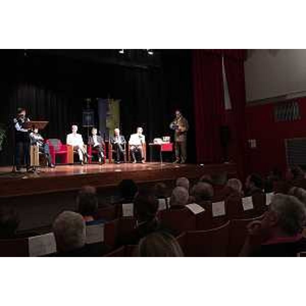 Debora Serracchiani (Presidente Regione Friuli Venezia Giulia) interviene al 93° congresso della SFF -Martignacco 02/10/2016