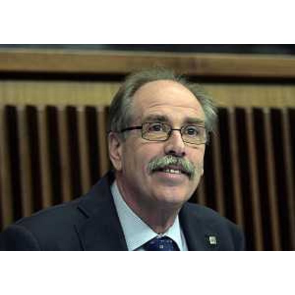 Gianni Torrenti (Assessore regionale Cultura, Sport e Solidarietà) in Consiglio regionale - Trieste 01/10/2016