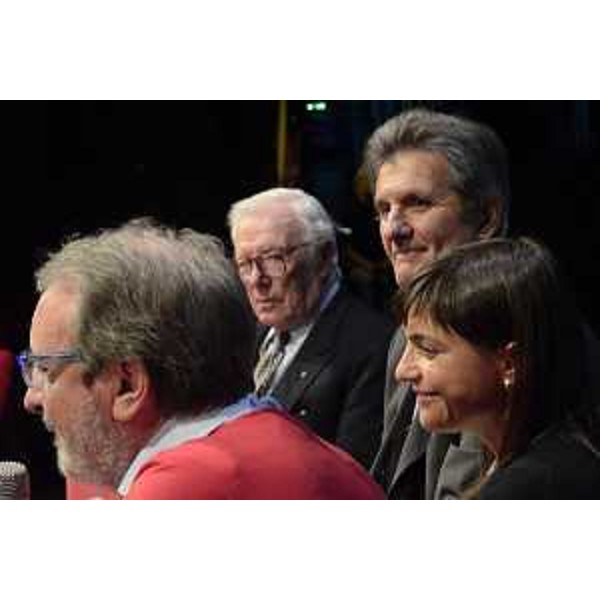 Nicola Delli Quadri (Direttore generale Azienda Sanitaria Universitaria Integrata / ASUI Trieste), Attilio Maseri (Presidente Fondazione per il Tuo Cuore), Andrea Di Lenarda (Presidente ANMCO) e Debora Serracchiani (Presidente Regione Friuli Venezia Giulia) all'incontro con le scuole "La salute del cuore. Come e perché adottare e mantenere stili di vita sani fin dalla giovane età", al Politeama Rossetti - Trieste 06/10/2016