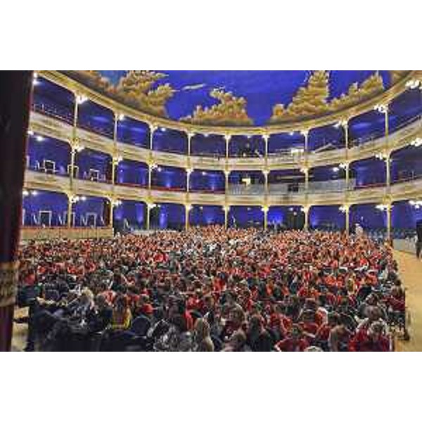 Il Politeama Rossetti durante l'incontro dedicato alle scuole "La salute del cuore. Come e perché adottare e mantenere stili di vita sani fin dalla giovane età" - Trieste 06/10/2016