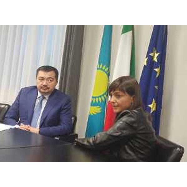 Sergey Nurtayev (Ambasciatore Repubblica Kazakhstan in Italia) e Debora Serracchiani (Presidente Regione Friuli Venezia Giulia) - Udine 14/10/2016