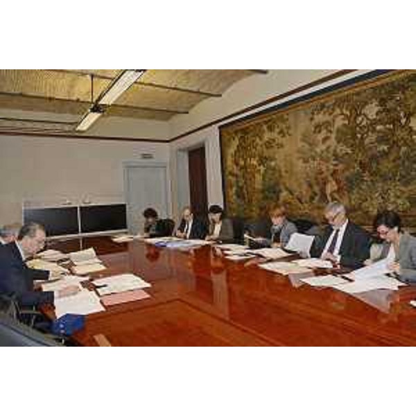 Sergio Bolzonello (Vicepresidente Regione FVG e assessore Attività produttive, Turismo e Cooperazione) presiede la riunione della Giunta regionale del Friuli Venezia Giulia - Trieste 14/10/2016