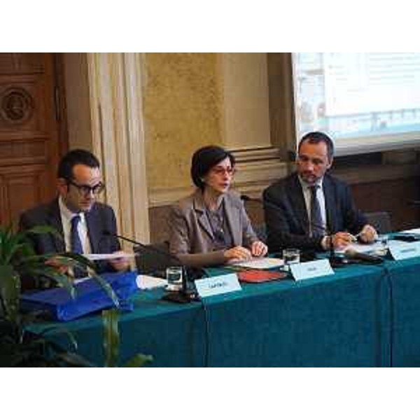 Stefano Laporta (Direttore ISPRA), Sara Vito (Assessore regionale Ambiente ed Energia) e Luca Marchesi (Direttore generale ARPA FVG) al convegno "La gestione dell'emergenza radiologica a Trieste e in Friuli Venezia Giulia", nella sede della Regione - Trieste 18/10/2016